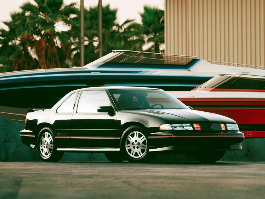  Chevrolet Lumina Z34 Coupe 1992 года  (фото 4 из 7)